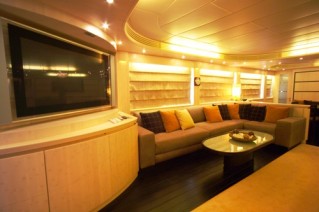 CALMA III - Saloon 2